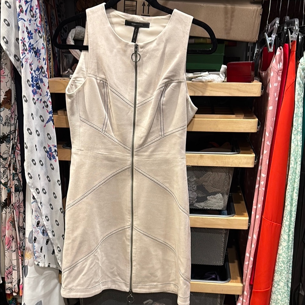 Elegant Beige Zip-Front Dress